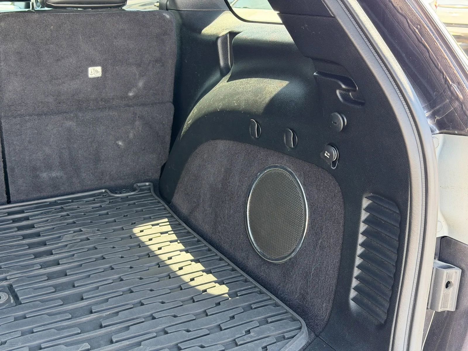 Used 2014 Jeep Grand Cherokee Altitude RWD image 18