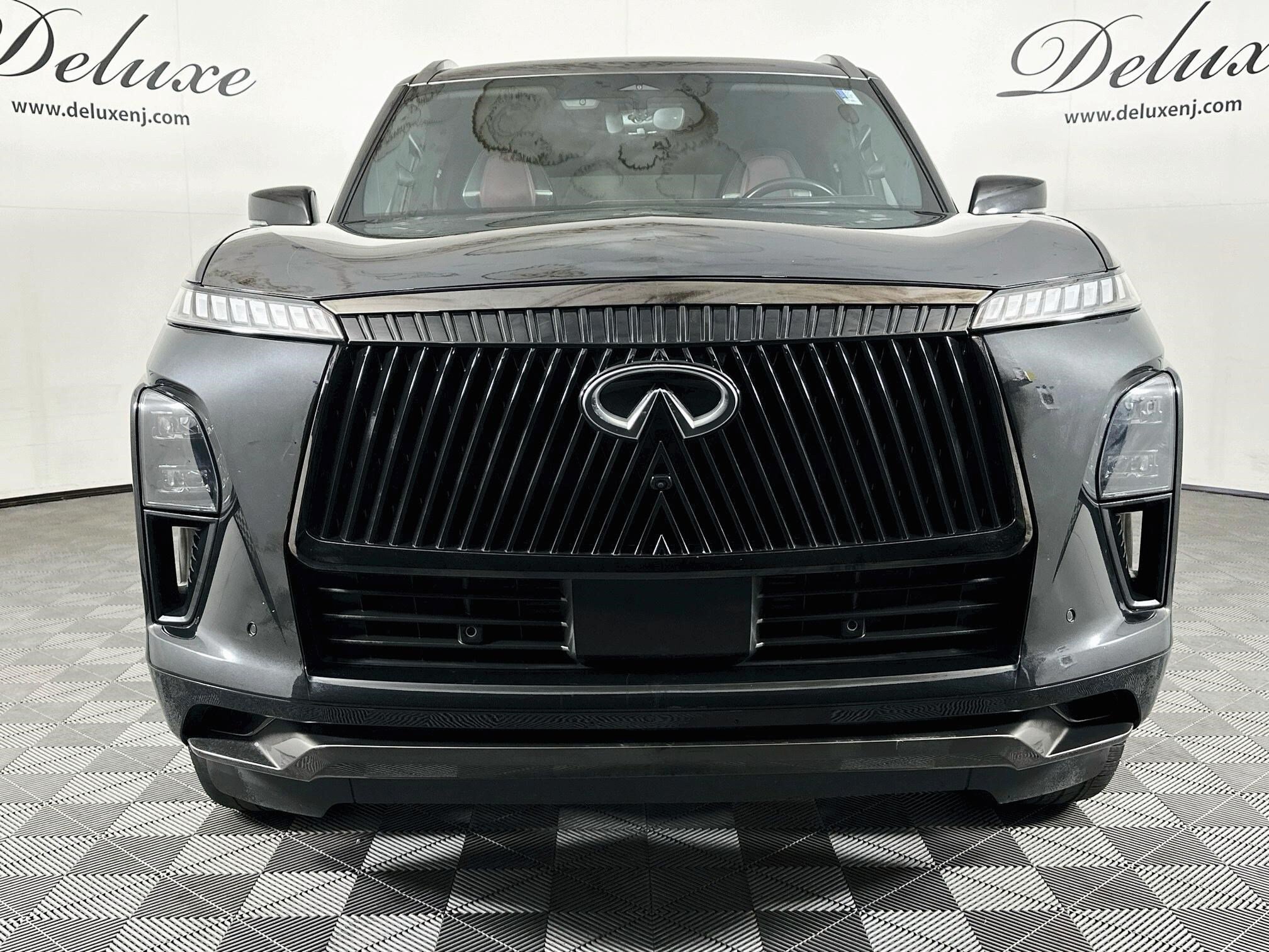 Used 2025 INFINITI QX80 Autograph AWD/4WD image 2