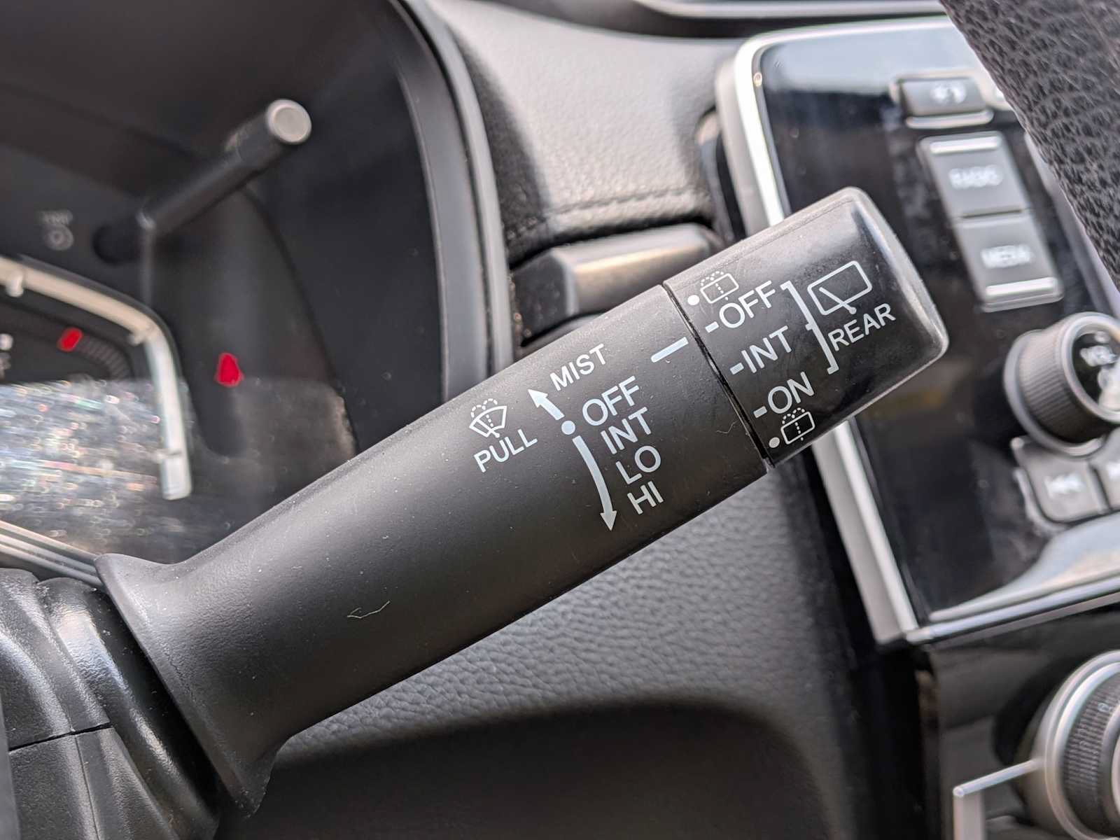 Used 2020 Honda CR-V LX image 23