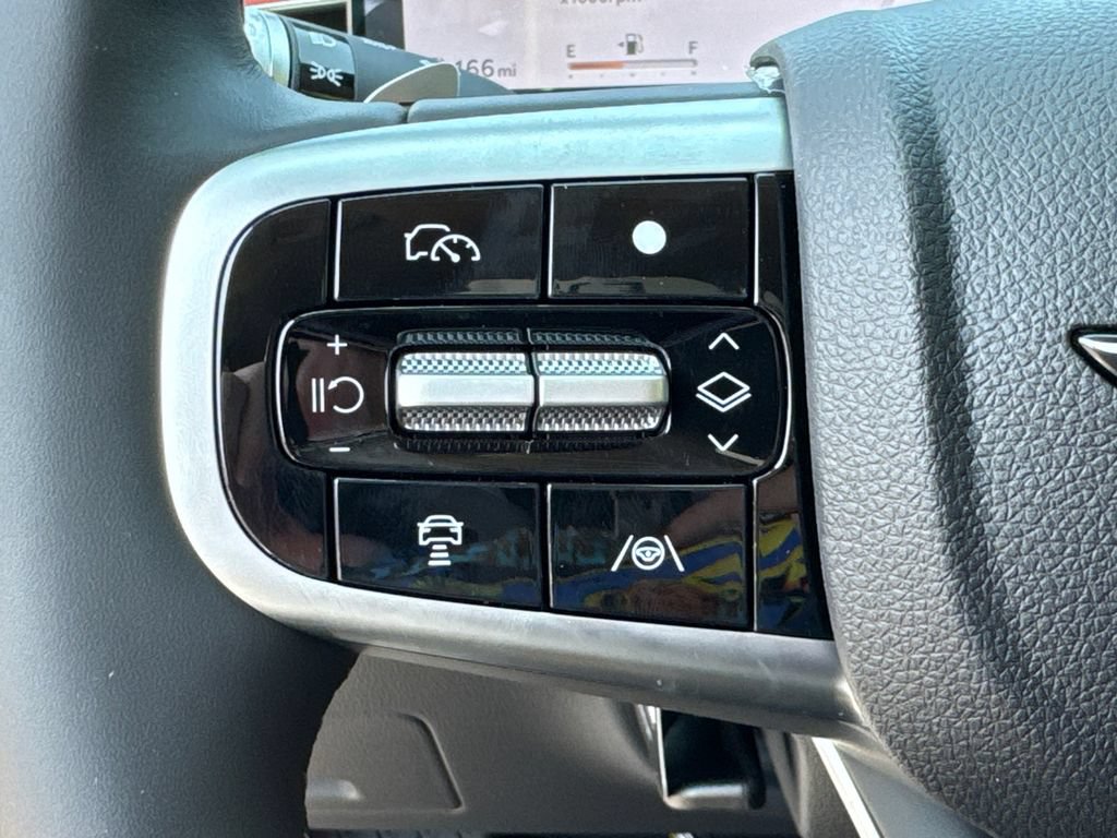 New 2026 Genesis GV70 2.5T AWD/4WD image 25