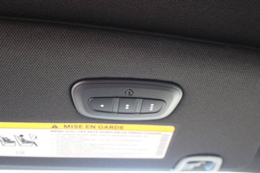 New 2026 Chrysler Pacifica Select w/ S Appearance Package image 21