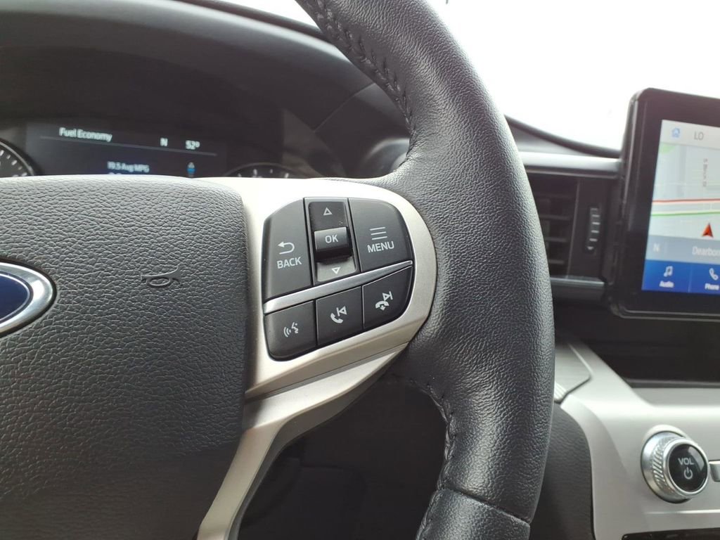 Used 2024 Ford Explorer XLT w/ Equipment Group 202A AWD/4WD image 19