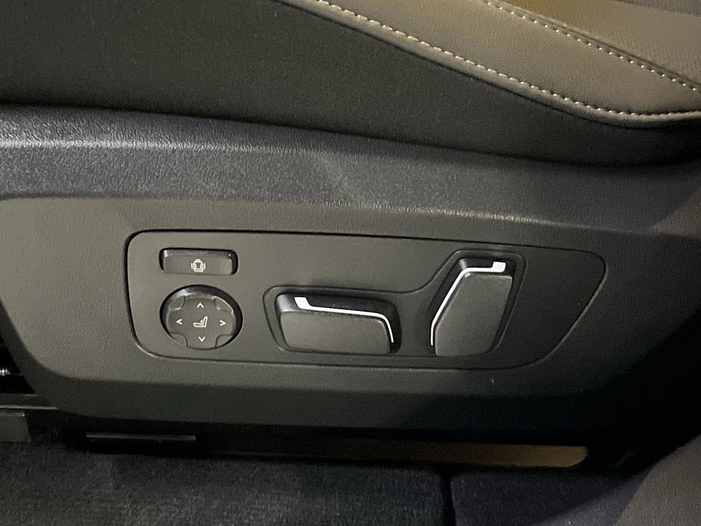 New 2026 BMW X3 xDrive30 w/ Convenience Package image 12