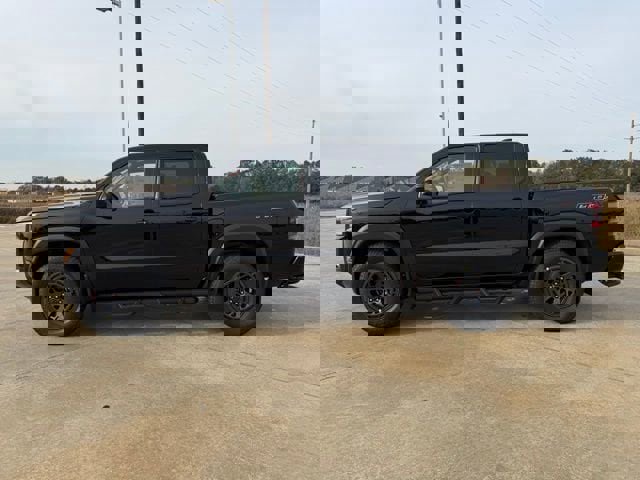 New 2026 Nissan Frontier Pro-X image 2