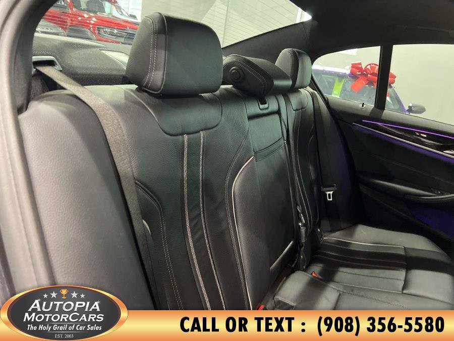Used 2018 BMW 540i xDrive AWD/4WD image 16