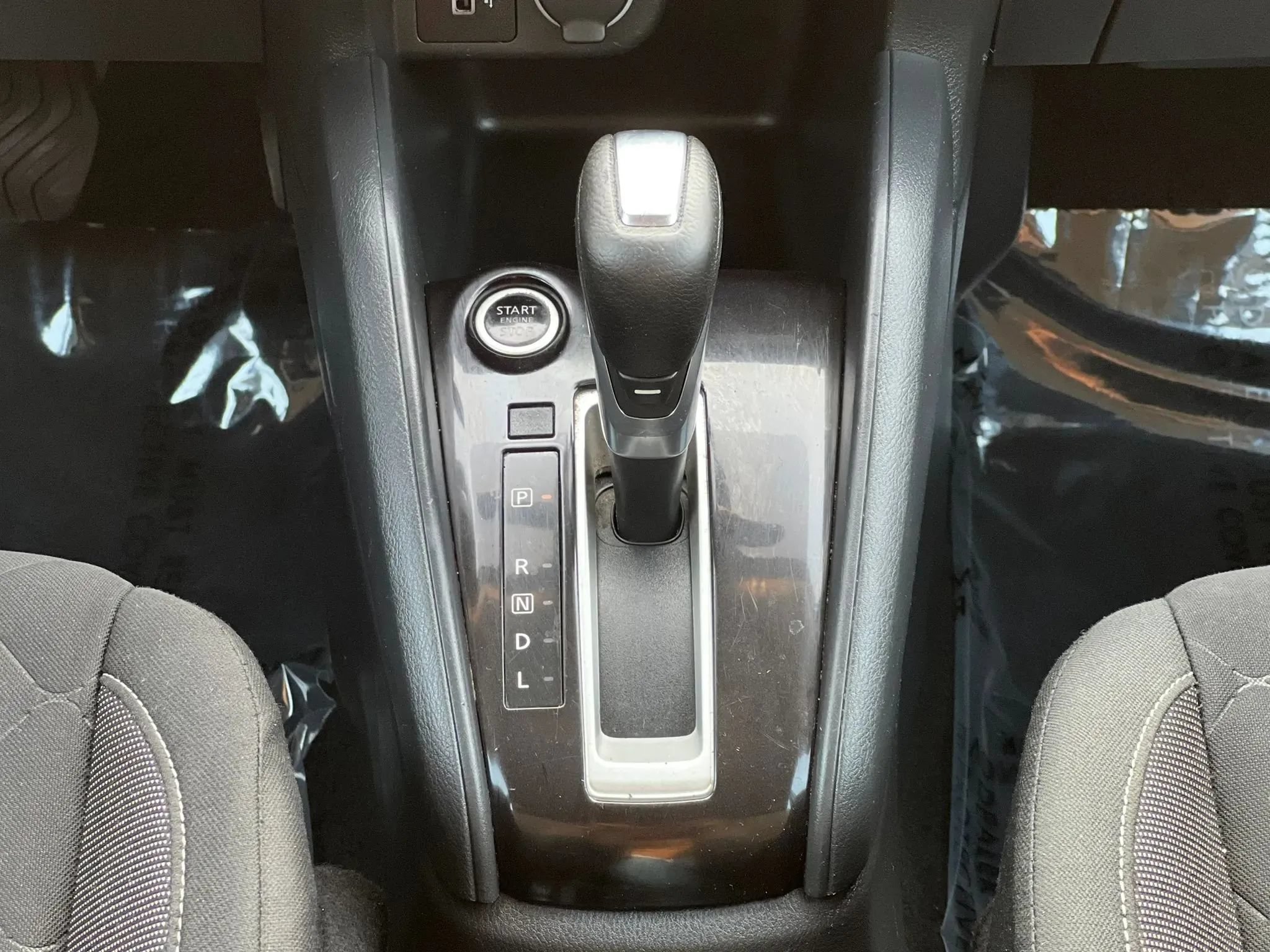 Used 2020 Nissan Kicks S FWD image 28