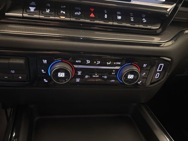 Used 2025 Chevrolet Silverado 2500 ZR2 w/ Technology Package AWD/4WD image 33