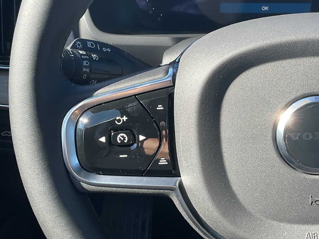 New 2027 Volvo XC90 B6 Plus AWD/4WD image 23
