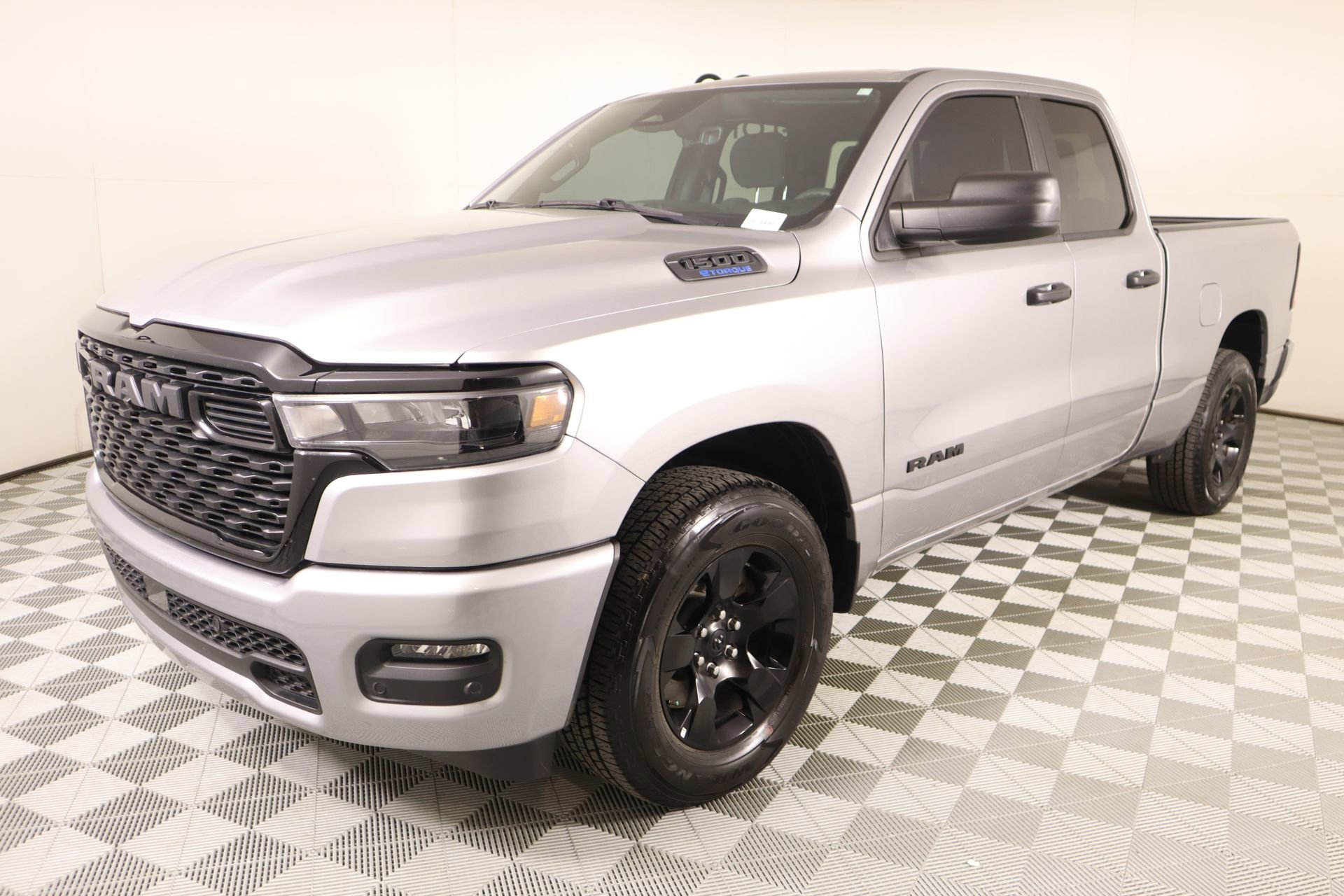 Used 2025 RAM 1500 Tradesman w/ Night Edition image 8