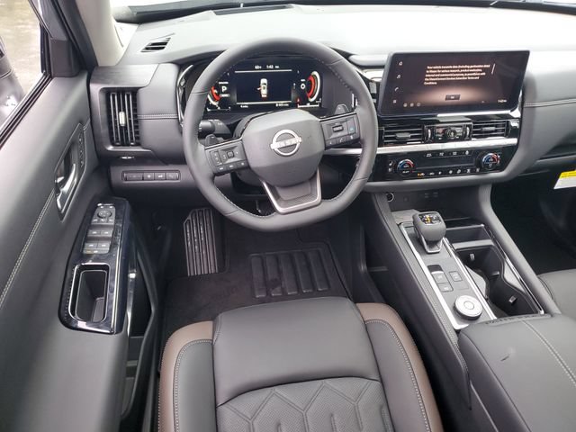 New 2026 Nissan Pathfinder Platinum AWD/4WD image 14