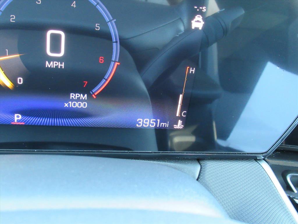 Used 2025 Chevrolet TrailBlazer LT w/ Driver Confidence Package image 29