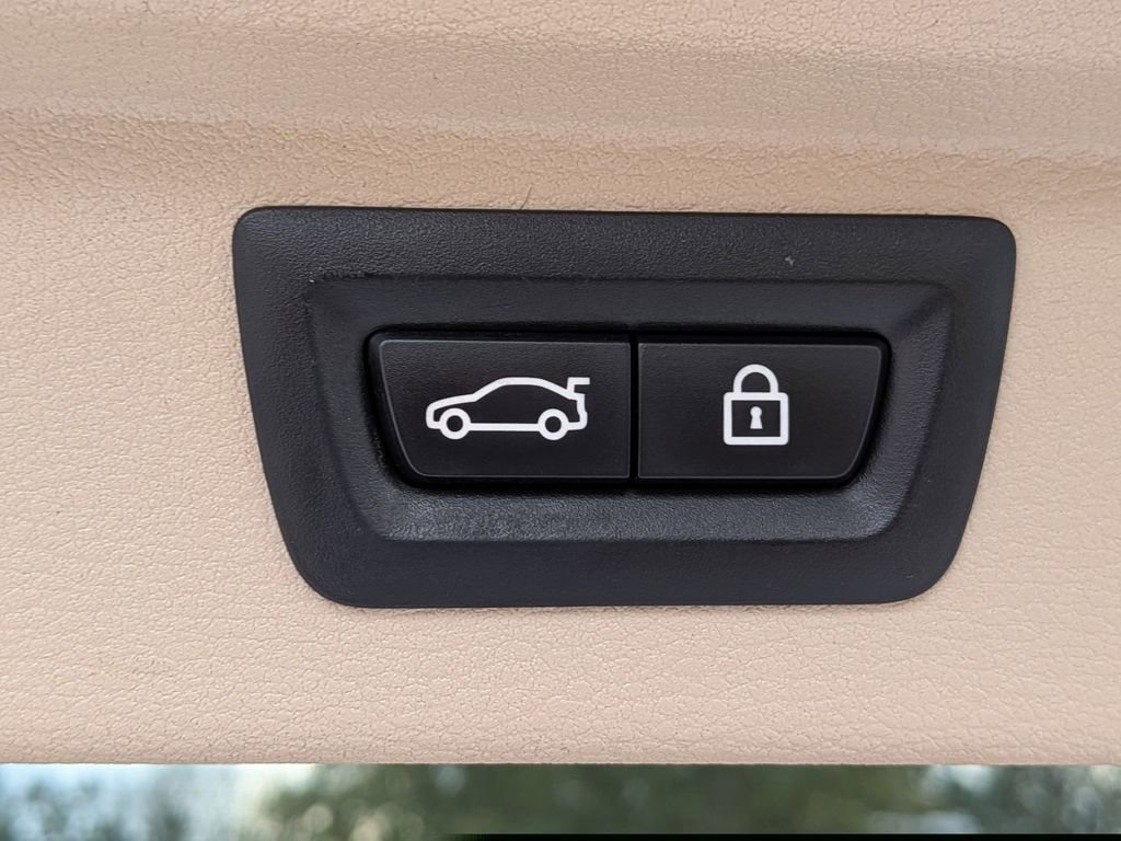 Used 2014 BMW X5 xDrive35i image 14