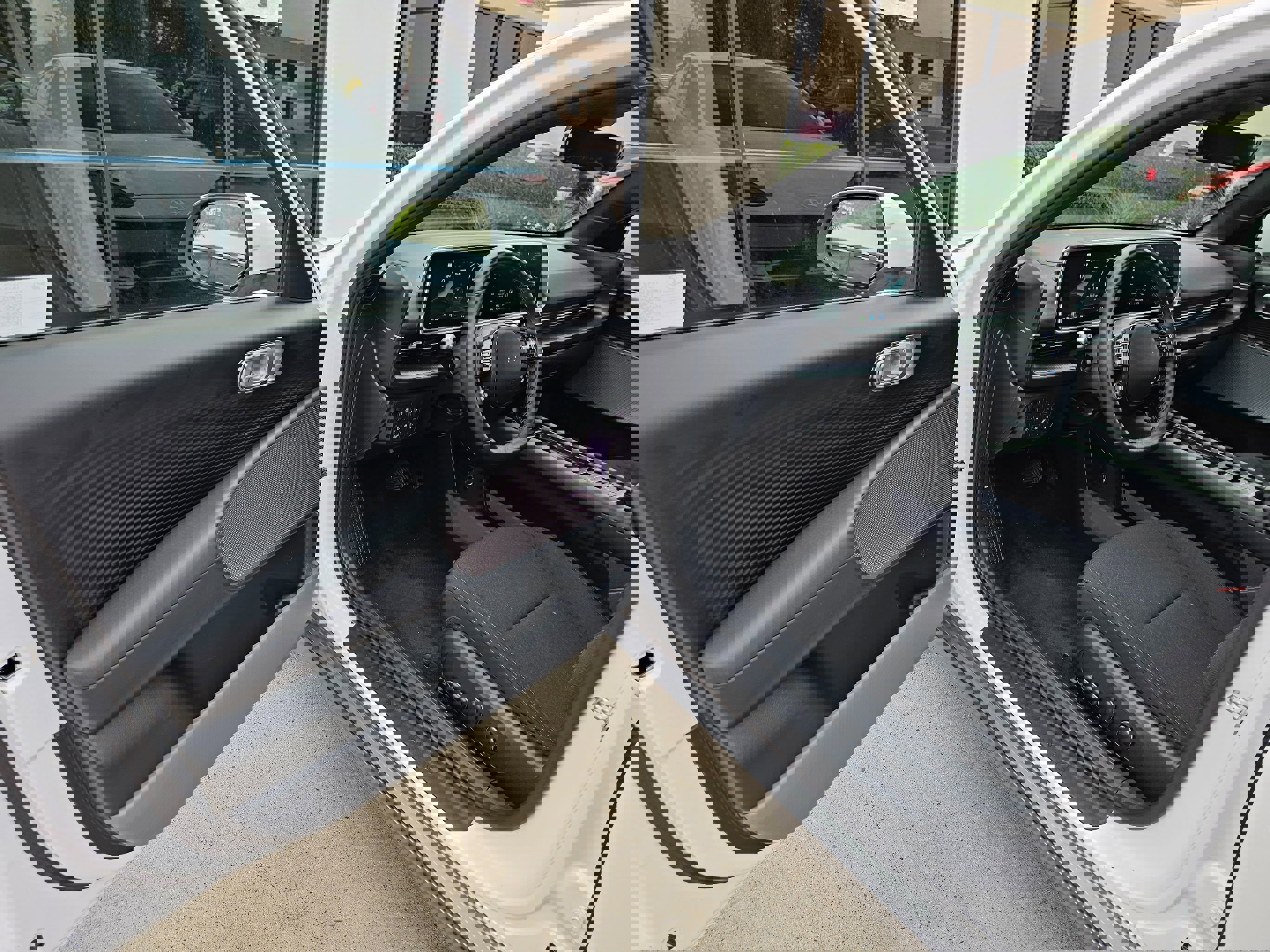 Used 2025 Hyundai Ioniq 6 SE image 11