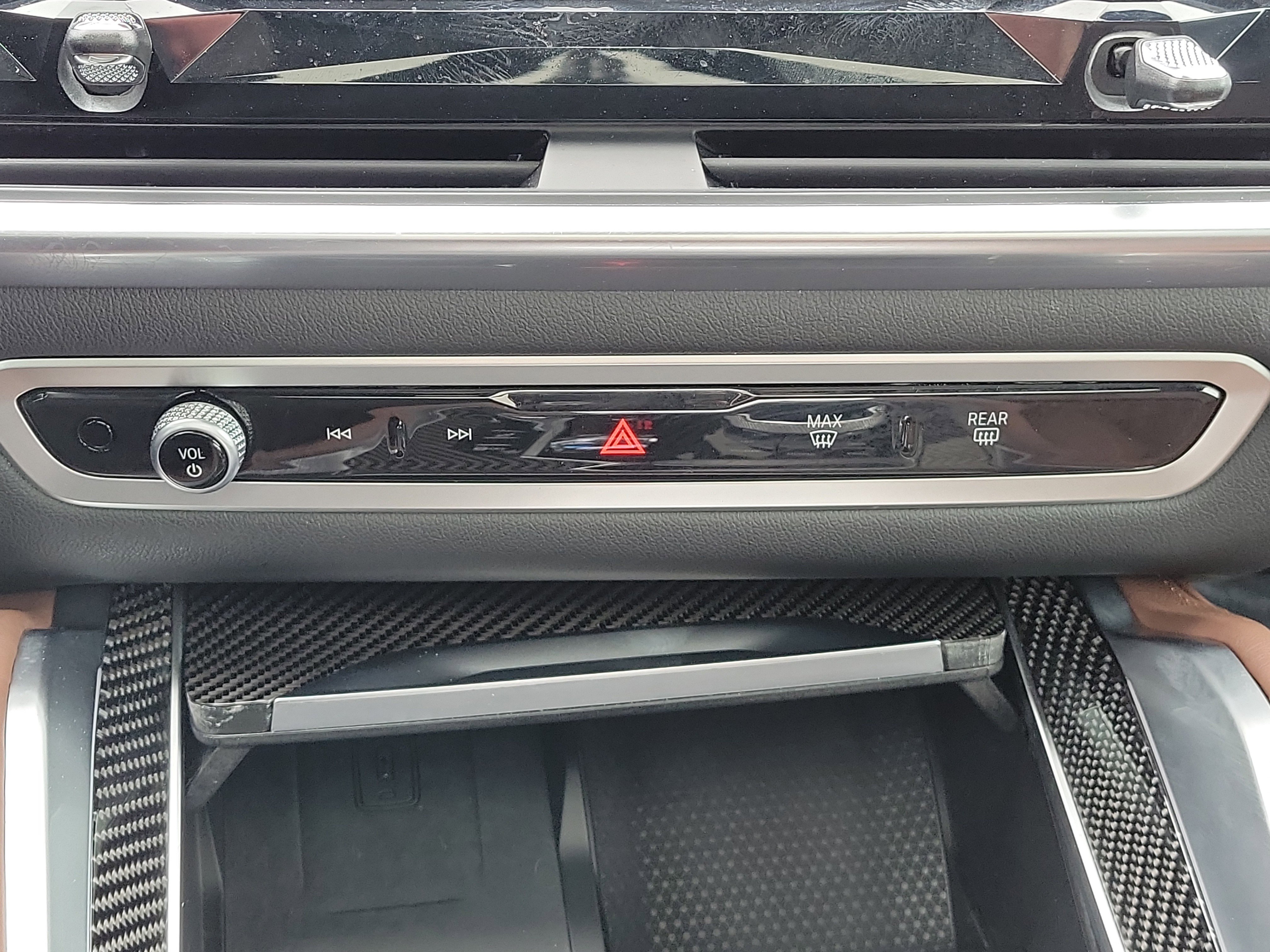 Certified 2024 BMW X6 M60i image 21