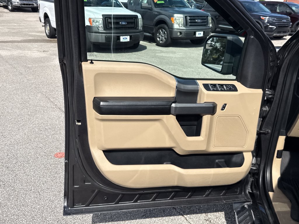 Used 2015 Ford F150 XLT w/ Equipment Group 301A Mid RWD image 12
