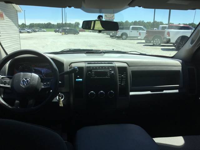 Used 2012 RAM 1500 Express RWD image 13