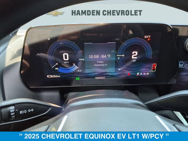 Used 2025 Chevrolet Equinox EV LT FWD image 19