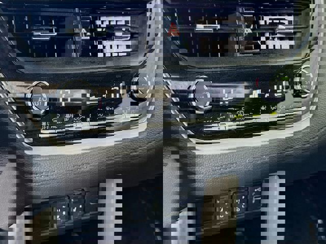 Certified 2025 Toyota Corolla Cross XLE w/ Convenience Package image 15