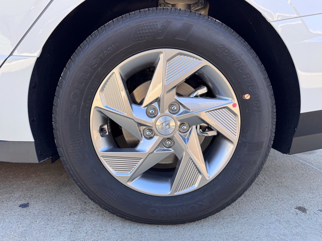 New 2026 Hyundai Sonata SE FWD image 22