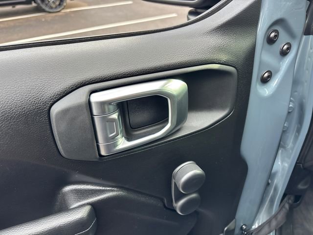 Used 2024 Jeep Wrangler Sport AWD/4WD image 11