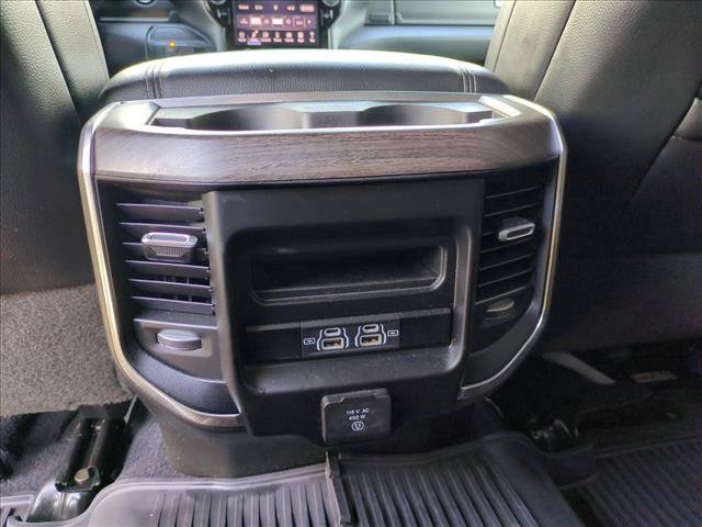 Used 2025 RAM 2500 Laramie AWD/4WD image 17