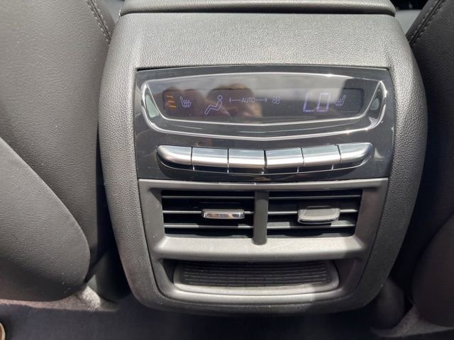 Used 2020 Cadillac XT5 Premium Luxury AWD/4WD image 36