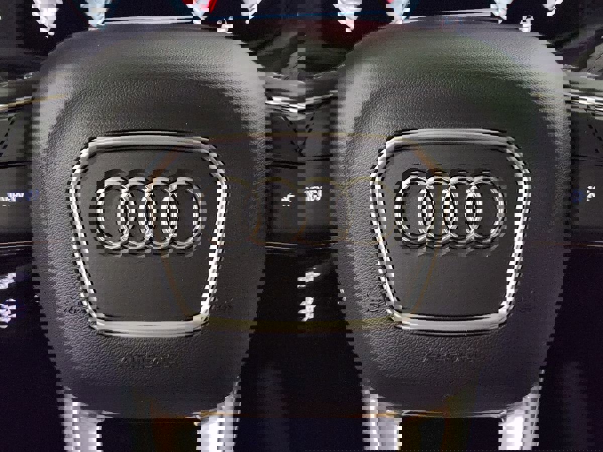 Used 2025 Audi Q8 Premium Plus image 51