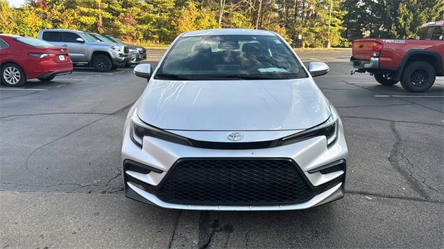 Used 2024 Toyota Corolla SE image 9