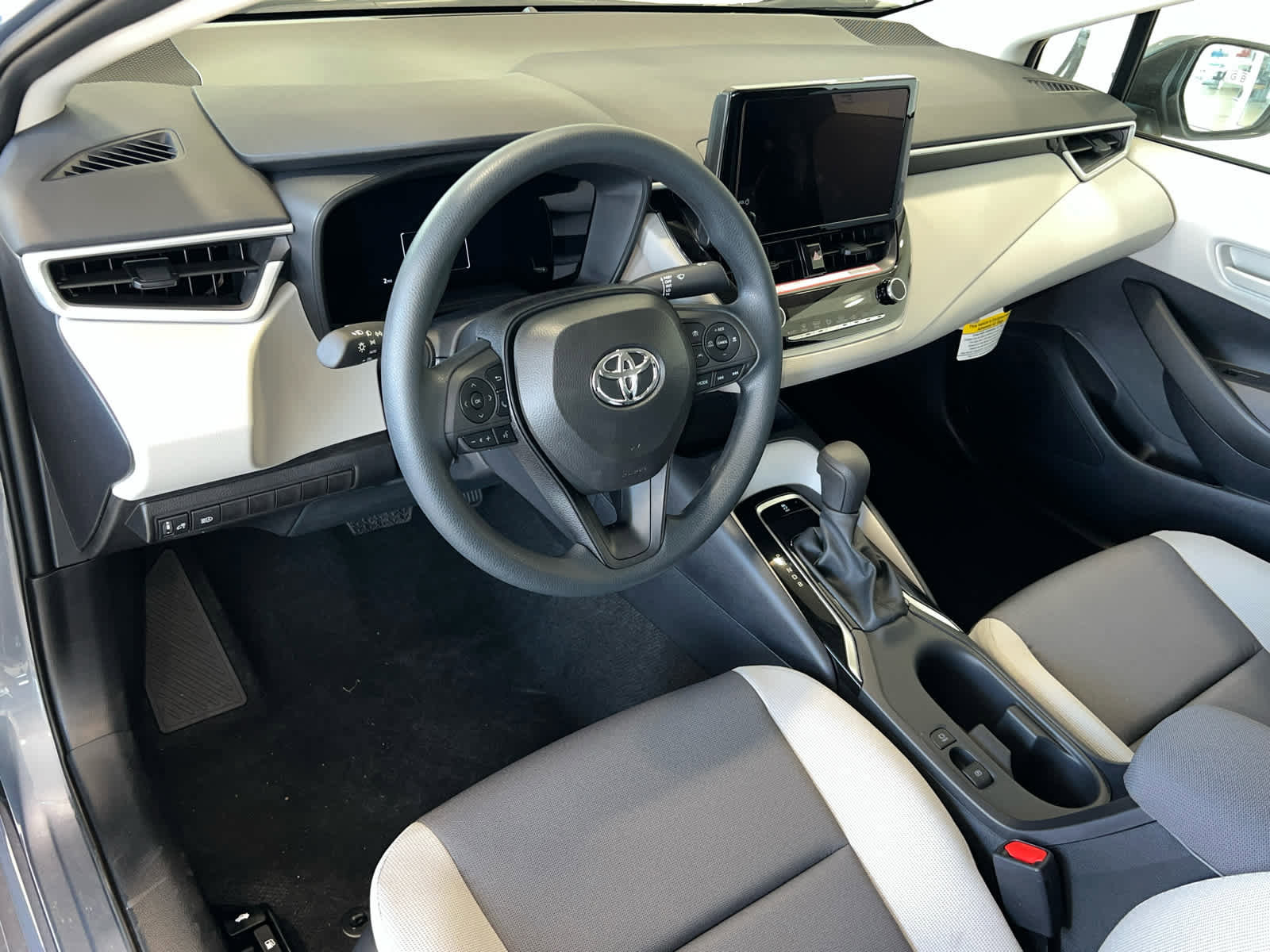 New 2026 Toyota Corolla LE FWD image 11
