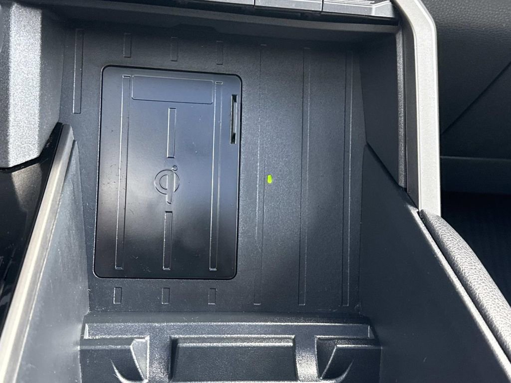 Used 2022 Toyota Tundra Limited w/ TRD Off-Road Package image 6