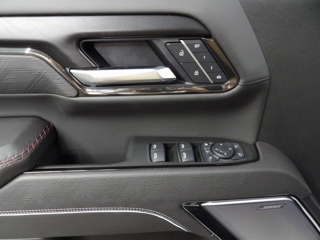 Used 2025 GMC Sierra 2500 AT4X image 61