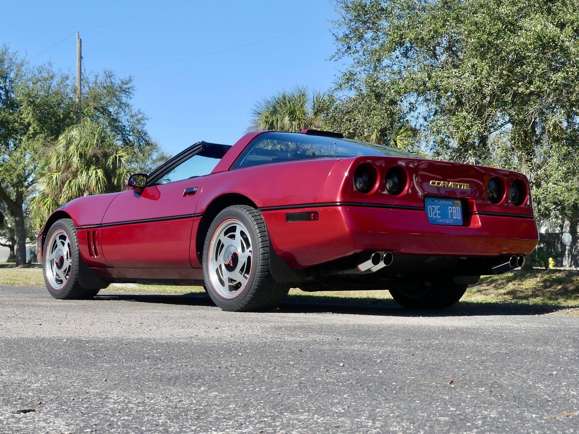 Used 1989 Chevrolet Corvette Coupe RWD image 22