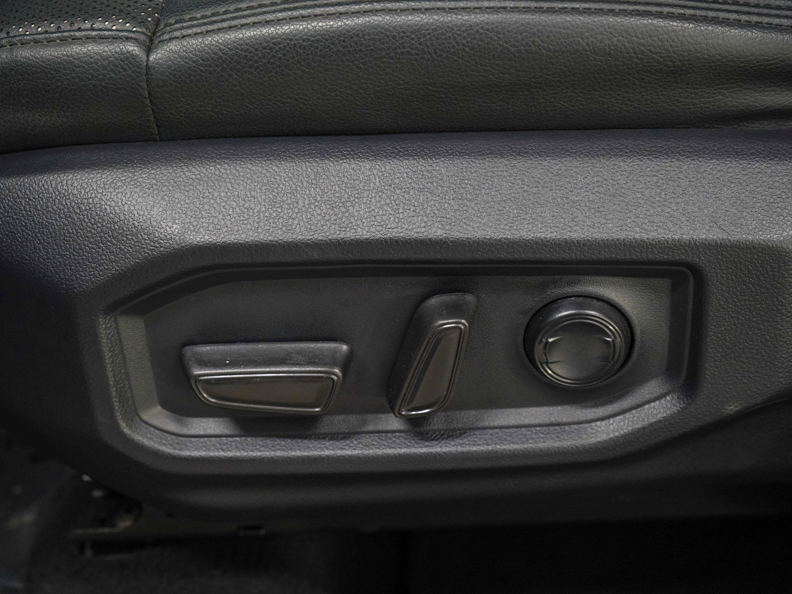 Used 2022 Toyota Tundra Limited AWD/4WD image 26
