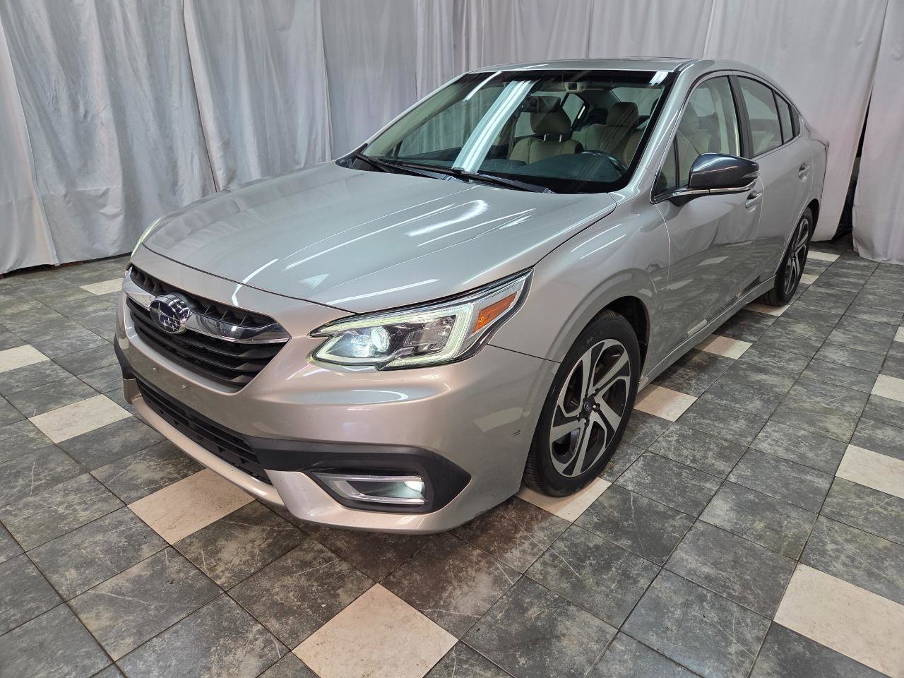 Used 2020 Subaru Legacy Limited AWD/4WD image 2