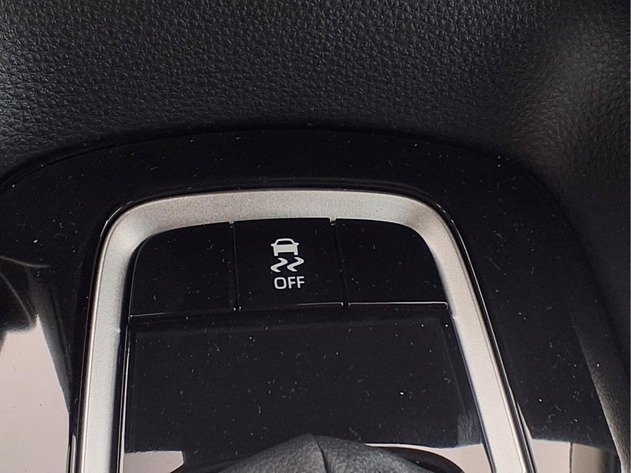 Used 2026 Toyota Corolla LE FWD image 17