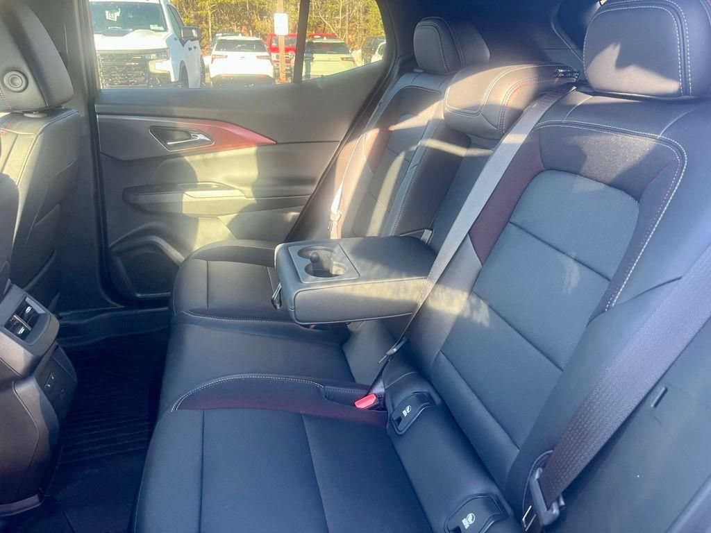 New 2025 Chevrolet Equinox EV RS w/ Active Safety Package 3 AWD/4WD image 23