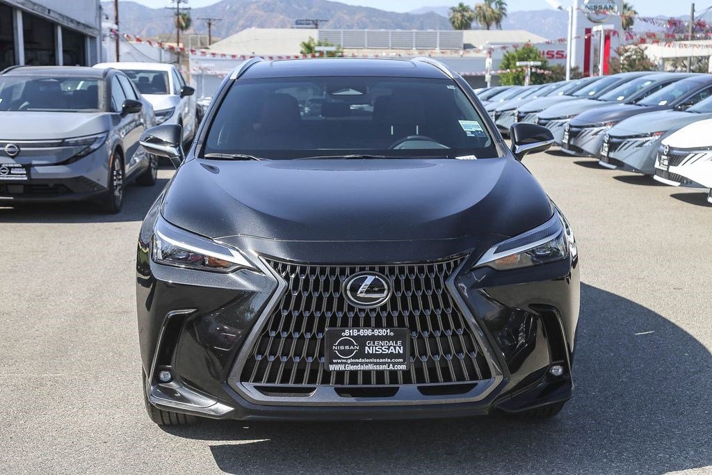 Used 2024 Lexus NX 250 FWD image 2