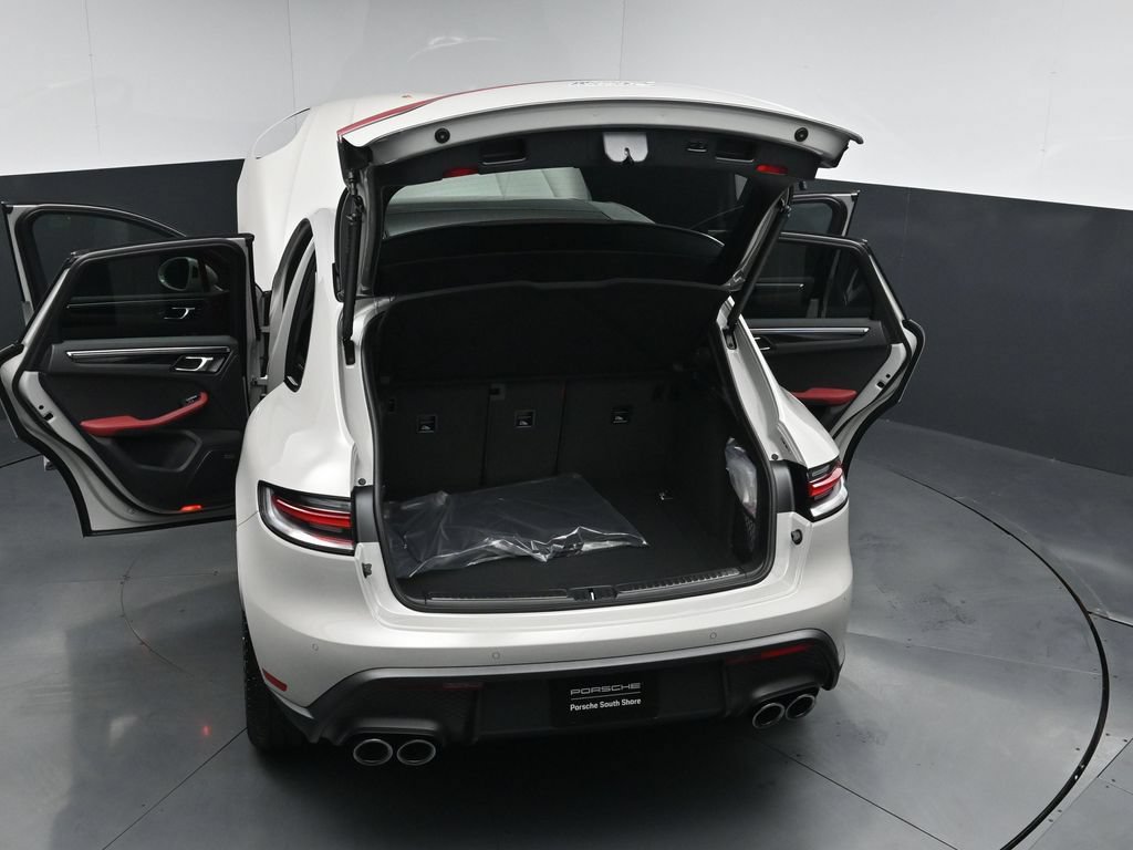 New 2026 Porsche Macan S AWD/4WD image 31