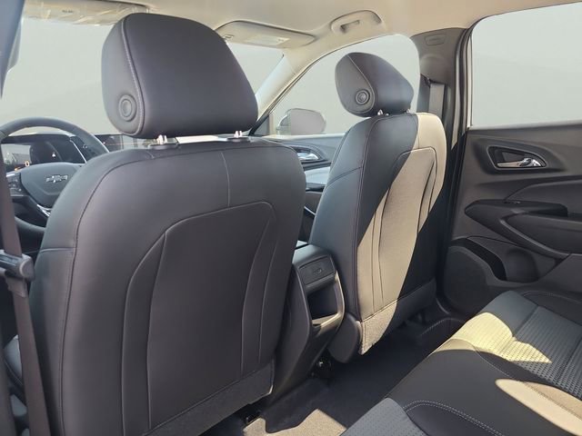 New 2026 Chevrolet Trax LT w/ Midnight Edition FWD image 8