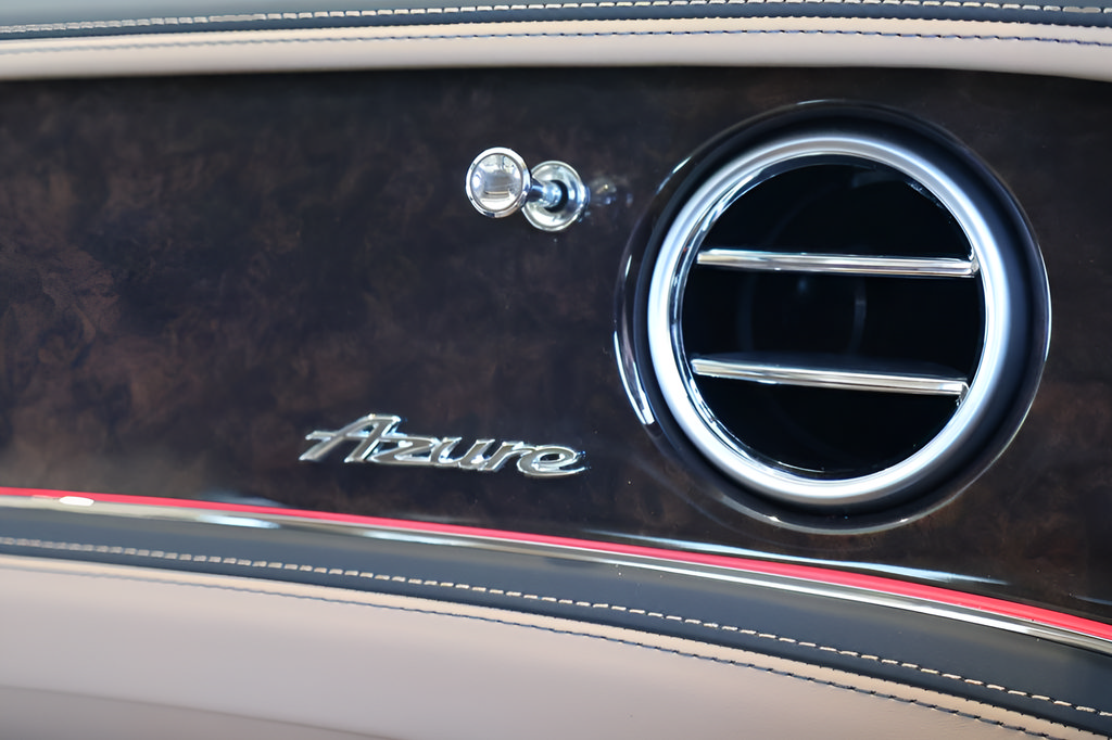 New 2026 Bentley Flying Spur Plug-In Hybrid AWD/4WD image 21