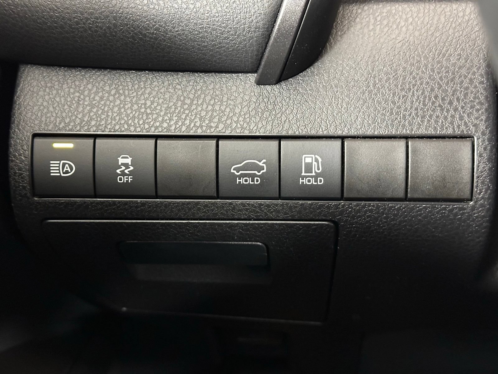 Used 2023 Toyota Camry SE FWD image 15