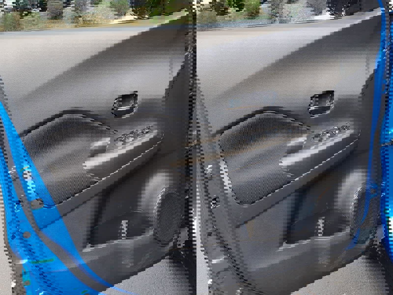 Used 2022 Nissan Kicks S image 22