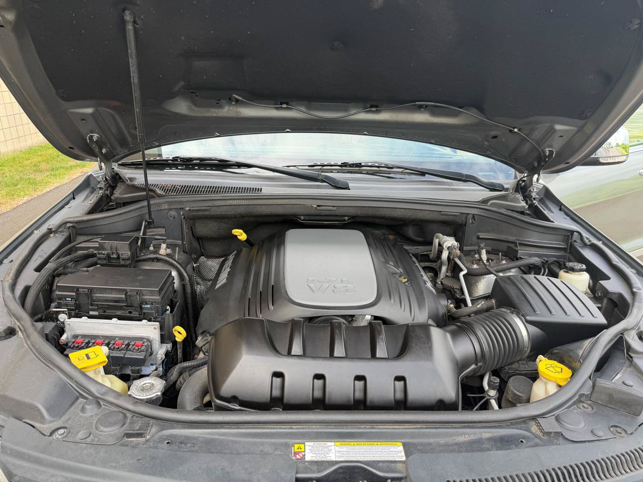 Used 2012 Jeep Grand Cherokee Overland w/ Mopar Chrome Edition Group AWD/4WD image 40