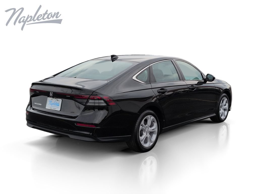Used 2025 Honda Accord LX image 6