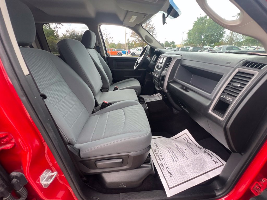 Used 2015 RAM 1500 Express RWD image 20