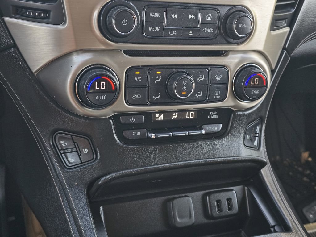 Used 2020 GMC Yukon Denali w/ Open Road Package RWD image 21