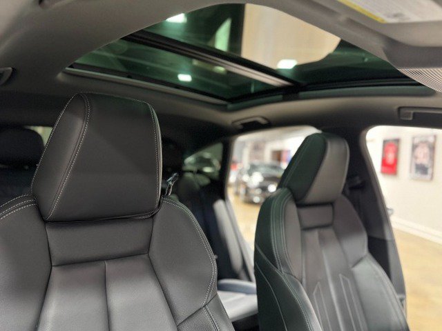 Used 2024 Audi Q4 e-tron Premium Plus AWD/4WD image 32