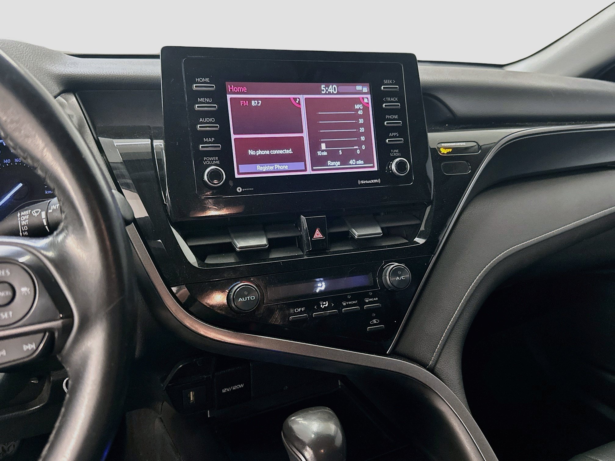 Used 2021 Toyota Camry SE FWD image 27