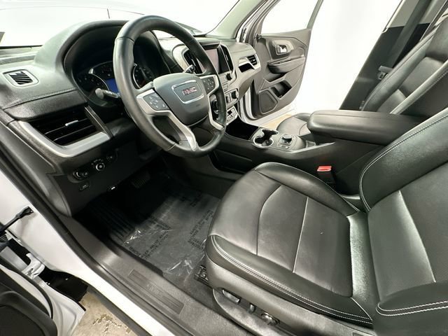 Used 2024 GMC Terrain SLT w/ LPO, Floor Liner Package AWD/4WD image 15