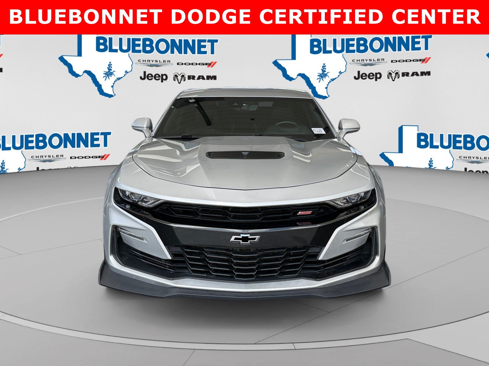 Used 2019 Chevrolet Camaro SS RWD image 2